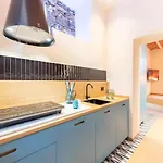 Charming In Historic Front Sea With Free Parking, Near Portofino Apartmán