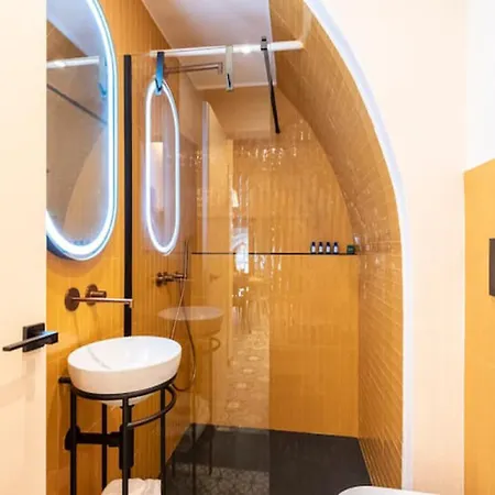 Charming In Historic Front Sea With Free Parking, Near Portofino