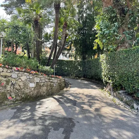 Charming In Historic Front Sea With Free Parking, Near Portofino Lejlighed *