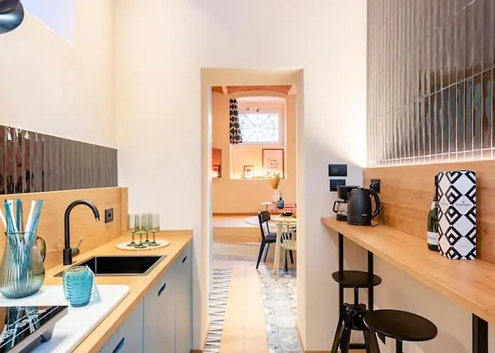 Charming In Historic Front Sea With Free Parking, Near Portofino